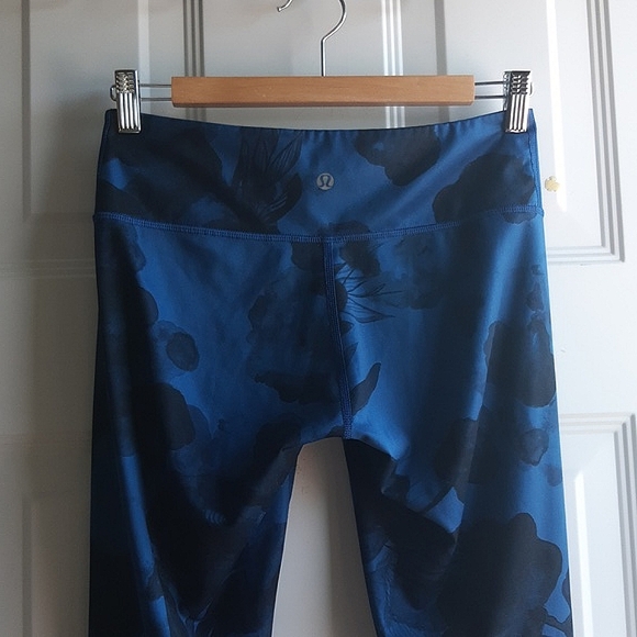 Mid Rise Leggings - Picture 7 of 16